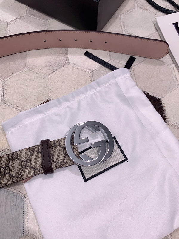 スーパーコピーグッチベルト細部ディテール